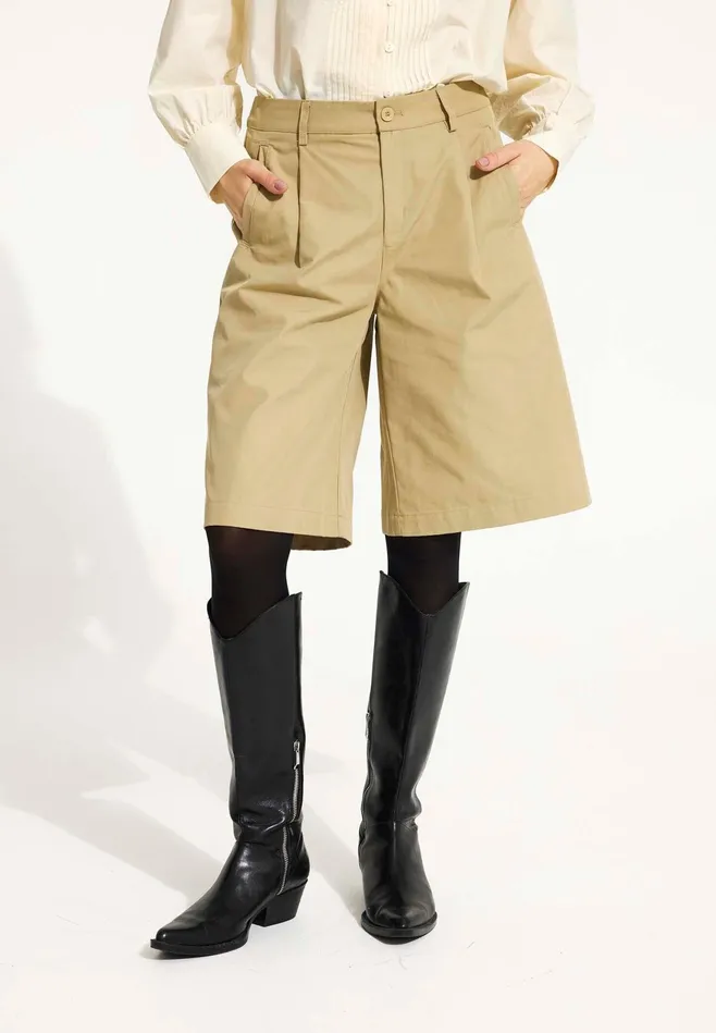 ARIA SHORTS 16523 191 Sand 191 Women IN FRONT PANTS