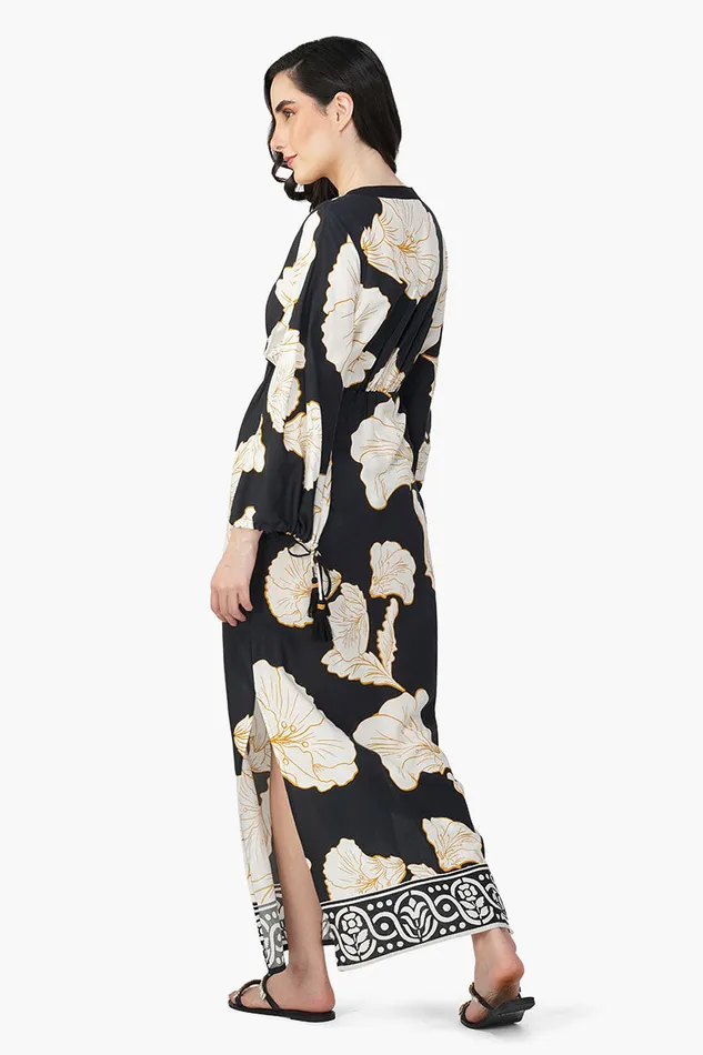 Black And White Floral Daze Printed Maxi Dress Black And White Floral Daze Printed Maxi Dress