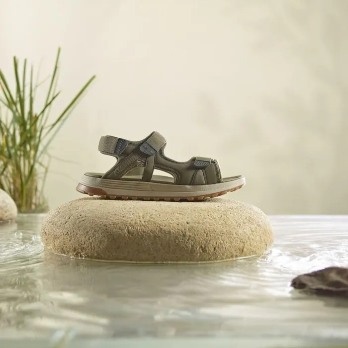 Clarks ATL Trek Sun Olive Combination Flat Sandals Olive Combination Men High Grip Shoes And Boots