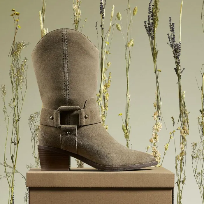 Clarks Morzine Rise Dark Sand Suede Mid Calf Boots Dark Sand Suede Women Ankle Boots