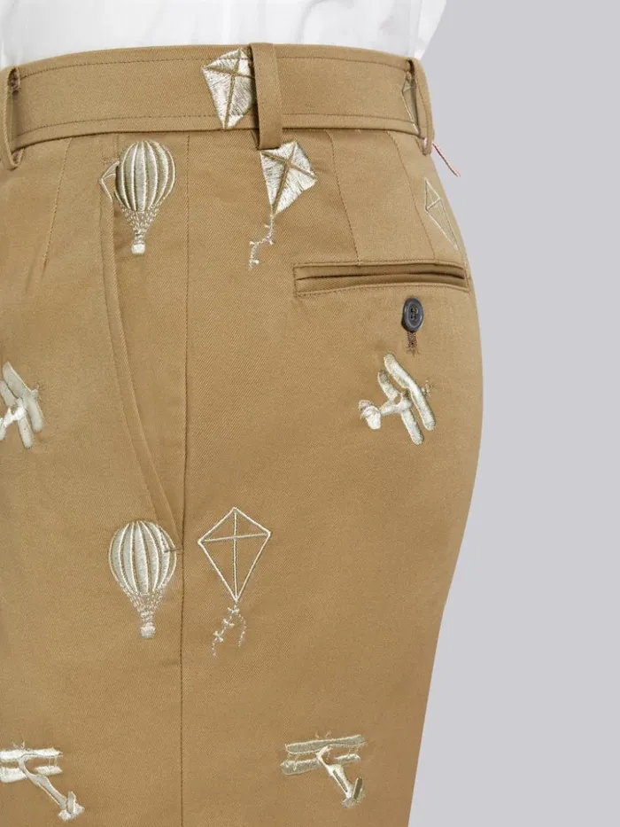 Cotton Twill Half Drop Half Drop Satin Sky Icon Embroidery Unconstructed Chino Trouser Camel Men Thom Browne Trousers