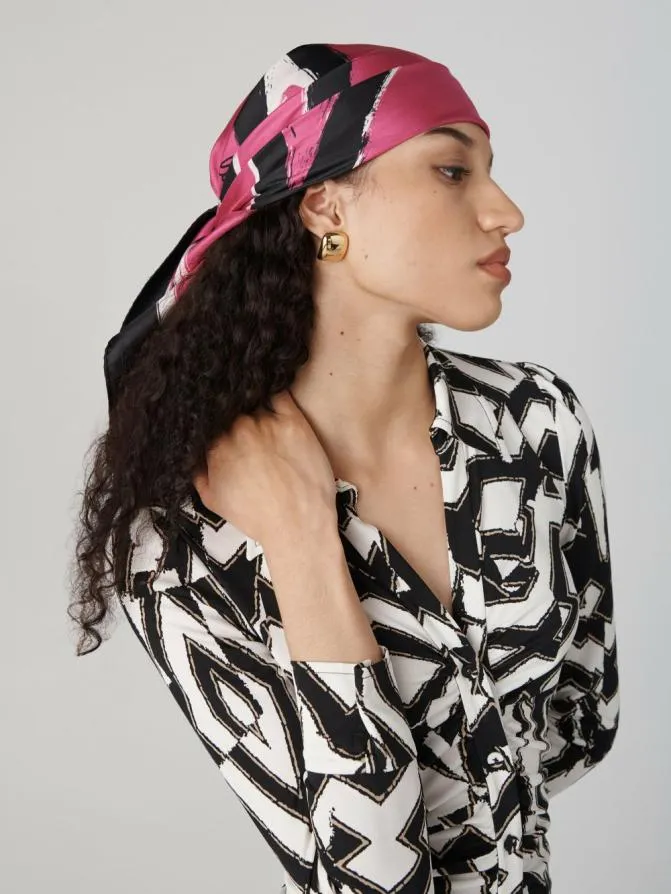 DVF Scarves and Hats Flag Scarf Love Scarf Pink 8211 Women