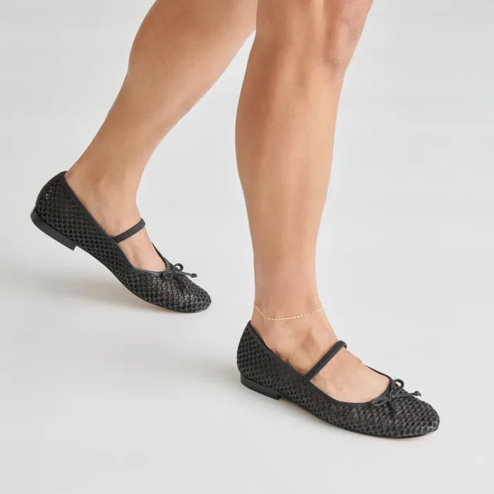 Flats and Loafers Women Dolce Vita Carin Raffia Ballet Flats Onyx Raffia