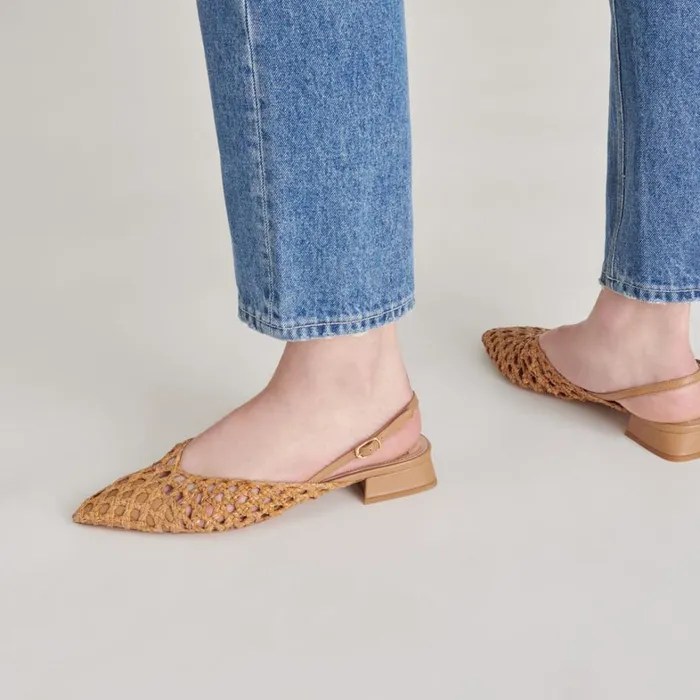 Flats and Loafers Women Dolce Vita Cyndi Flats Natural Woven