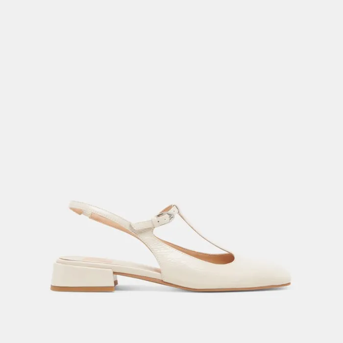 Flats and Loafers Women Dolce Vita Deidra Flats Cream Leather