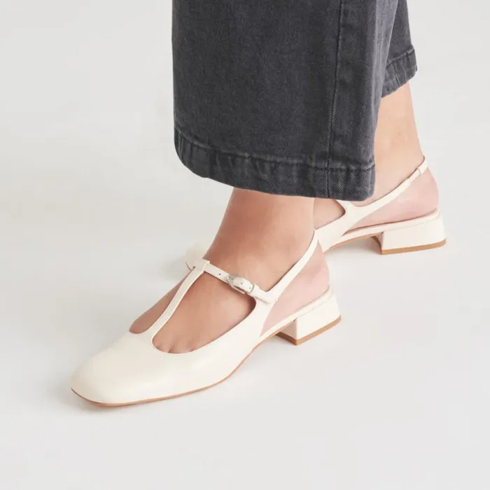 Flats and Loafers Women Dolce Vita Deidra Flats Cream Leather