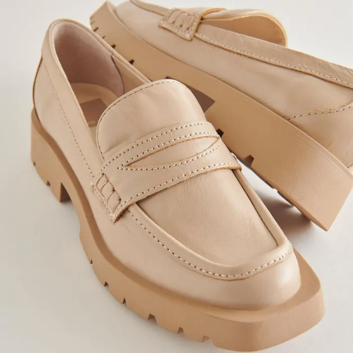 Flats and Loafers Women Dolce Vita Elias Flats Sesame Crinkle Patent