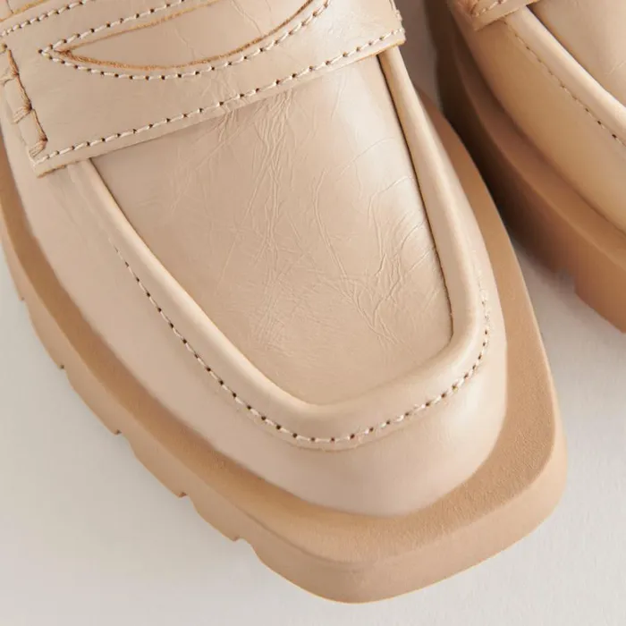 Flats and Loafers Women Dolce Vita Elias Flats Sesame Crinkle Patent