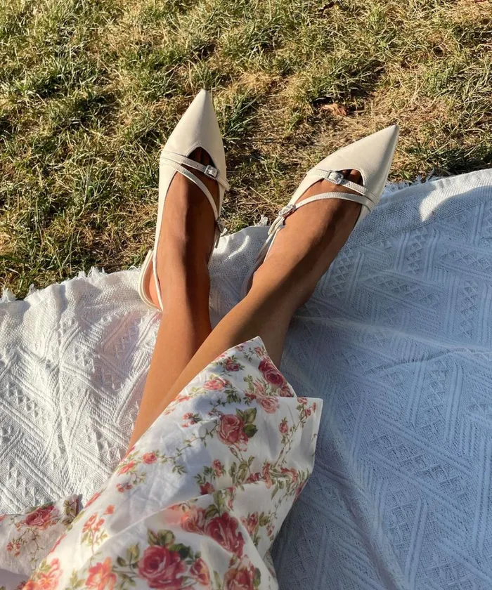 Flats and Loafers Women Dolce Vita Pamla Pearl Flats Ivory Crinkle Patent