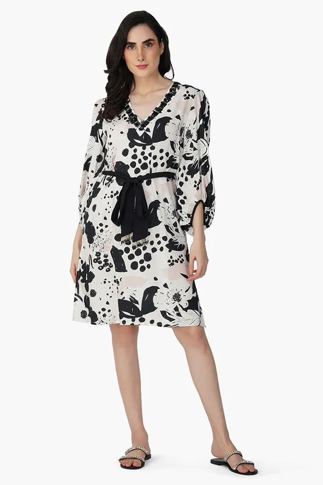Garden Of Flower Printed Short Dress Garden Of Flower Printed Short Dress