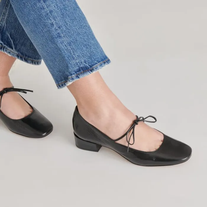 Heels Women Dolce Vita Ardien Heels Midnight Crinkle Patent