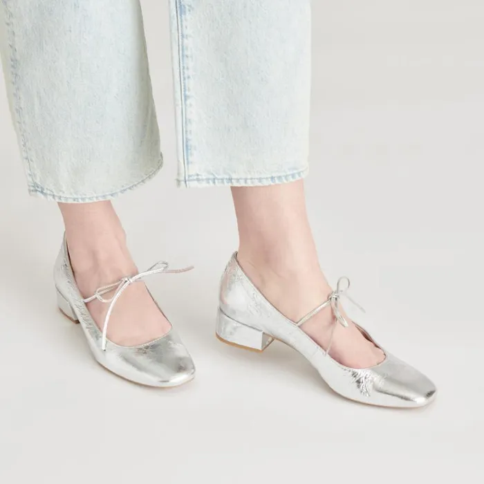Heels Women Dolce Vita Ardien Heels Silver Crinkle Patent