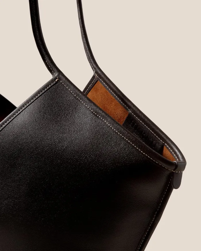 Hereu CALELLA LEATHER 8211 Leather Tote Bag WomenMen Shoulder Bags