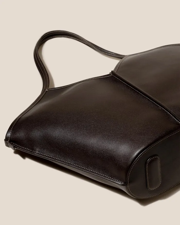 Hereu CALELLA LEATHER 8211 Leather Tote Bag WomenMen Shoulder Bags