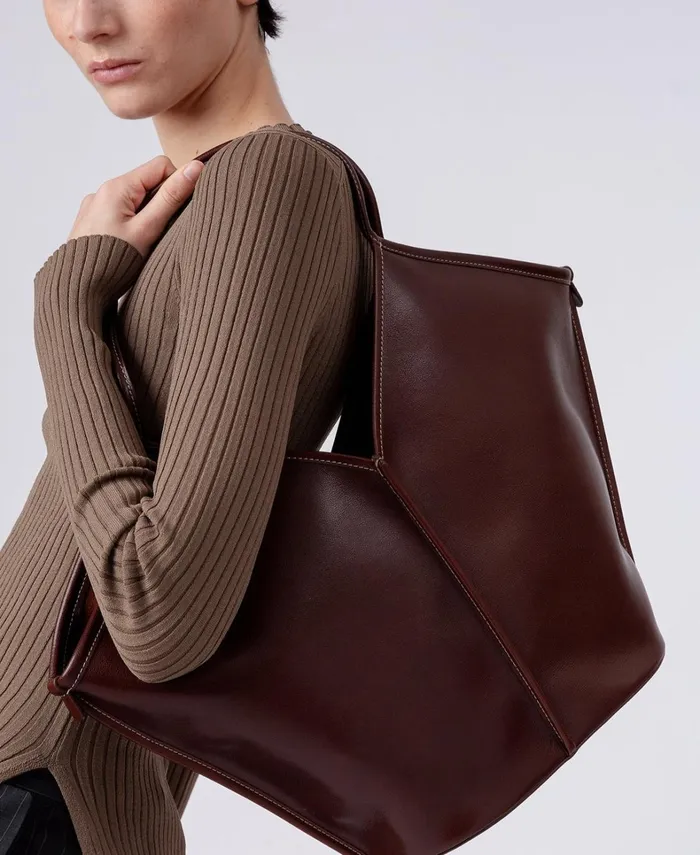 Hereu CALELLA LEATHER 8211 Leather Tote Bag WomenMen Shoulder Bags