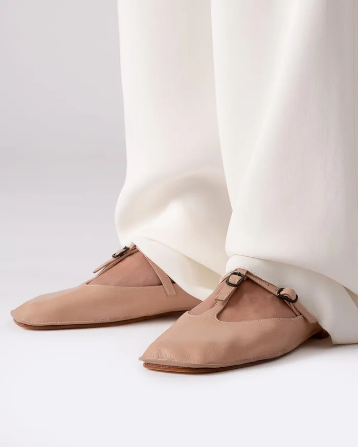 Hereu MANYOLA 8211 Soft TBar Women Soft Shoes