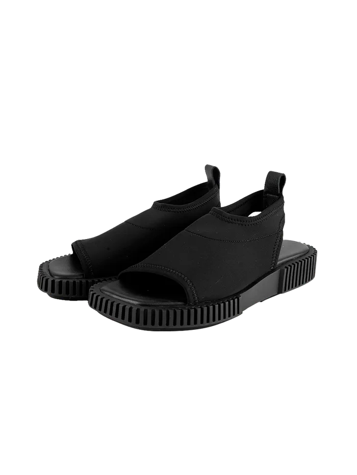 Ixoeda sandals