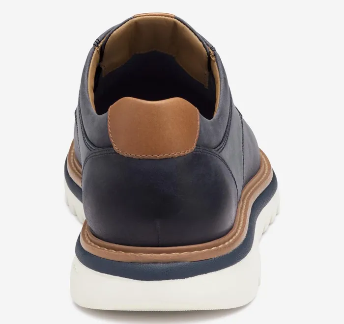 JohnstonandMurphy LaceUps Braydon Plain Toe Navy Oiled Nubuck 8211 Men JohnstonandMurphy LaceUps Braydon Plain Toe Navy Oiled Nubuck 8211 Men
