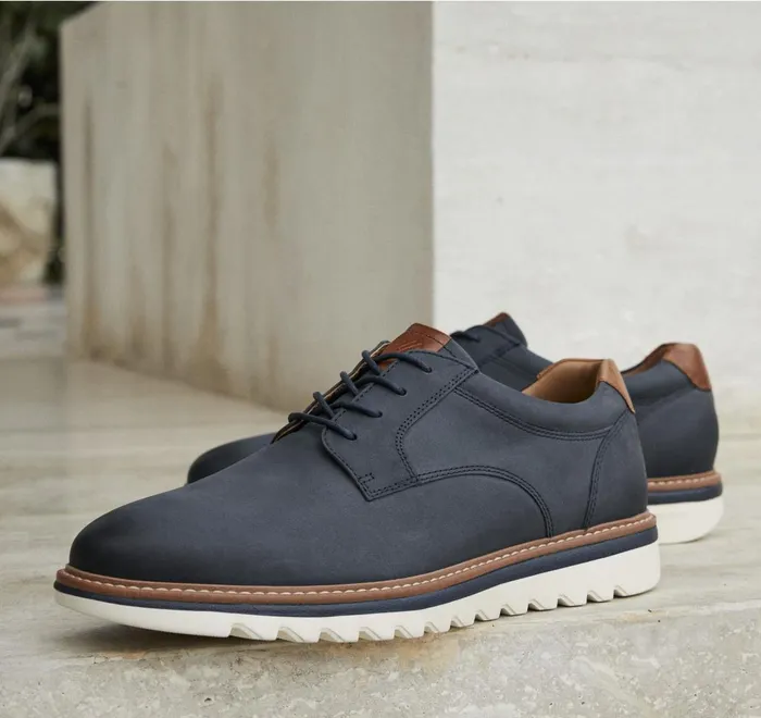 JohnstonandMurphy LaceUps Braydon Plain Toe Navy Oiled Nubuck 8211 Men JohnstonandMurphy LaceUps Braydon Plain Toe Navy Oiled Nubuck 8211 Men