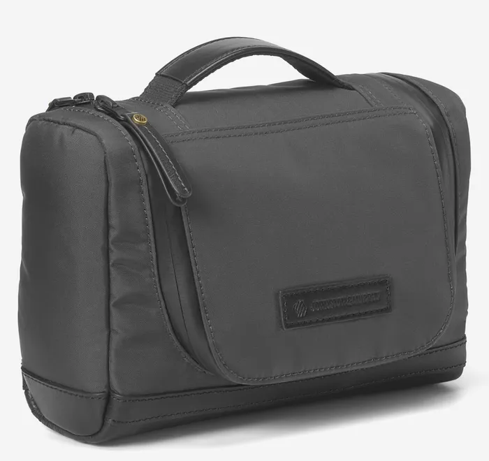 JohnstonandMurphy Travel Accessories Hudson Waterproof Travel Kit Black 8211 Men JohnstonandMurphy Travel Accessories Hudson Waterproof Travel Kit Black 8211 Men
