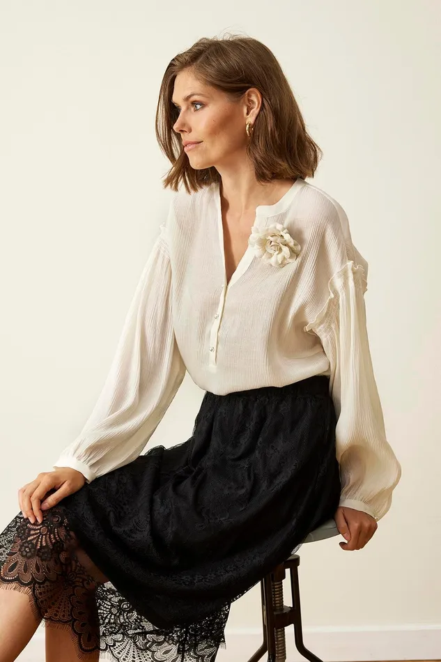 LILLA BLOUSE 15939 020 Off White 020 Women IN FRONT BLOUSES SHIRTS