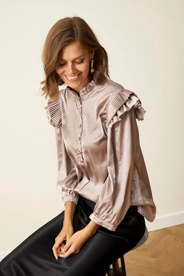MANDY BLOUSE 15952 191 Sand 191 Women IN FRONT BLOUSES SHIRTS