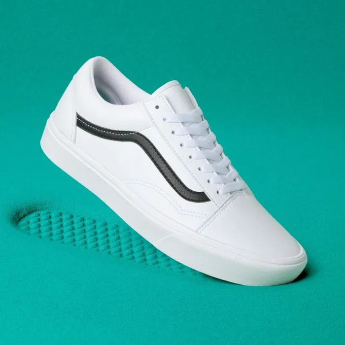 Men Classics Shoes Vans Classic Tumble ComfyCush Old Skool True White