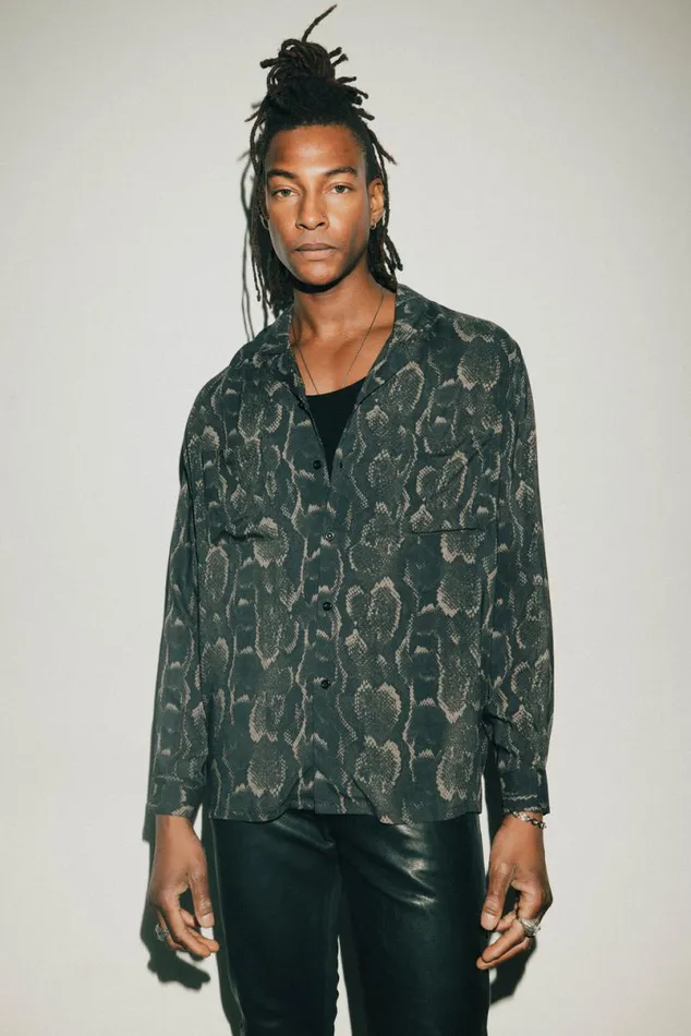 Men LS Dark Desert Snake Shirt OTHER SHIRTS