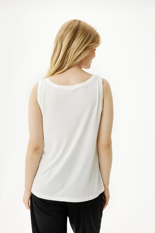 NINA TOP 14313 010 White 010 Women IN FRONT TOPS TSHIRTS