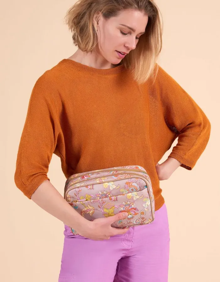 Oilily Toiletry Bags Women Chloe Pocket Cosmetic Bag Sits Aeliafrapp