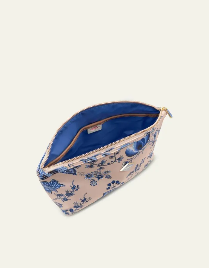Oilily Toiletry Bags Women Cilou Cosmetic Bag Sits Iconblue Oilily Toiletry Bags Women Cilou Cosmetic Bag Sits Iconblue
