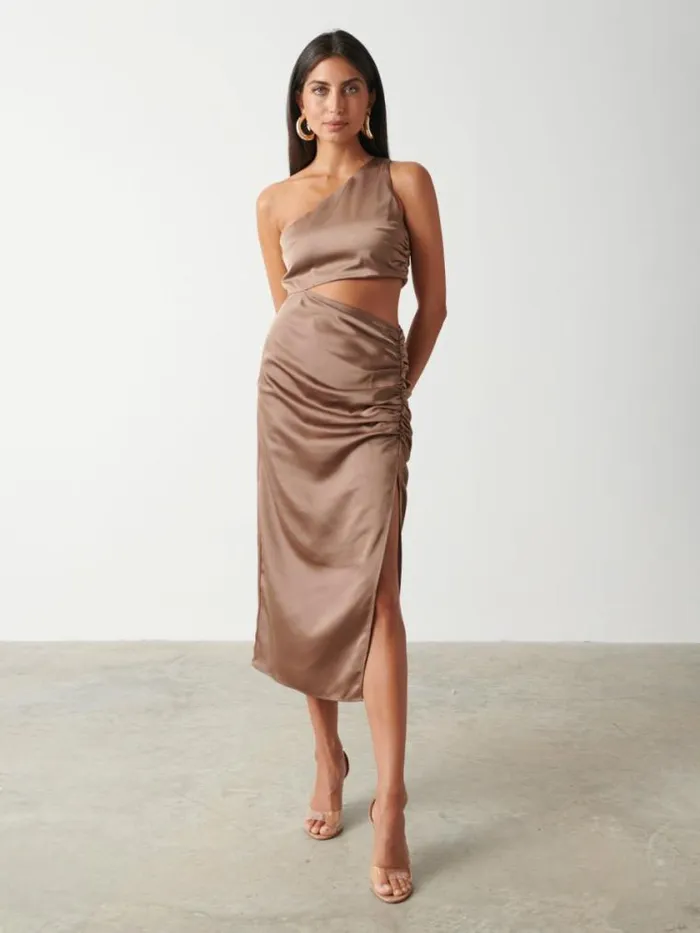 Pretty Lavish Dresses Sachi Cut Out Ruched Midaxi Dress Mocha 8211 Women