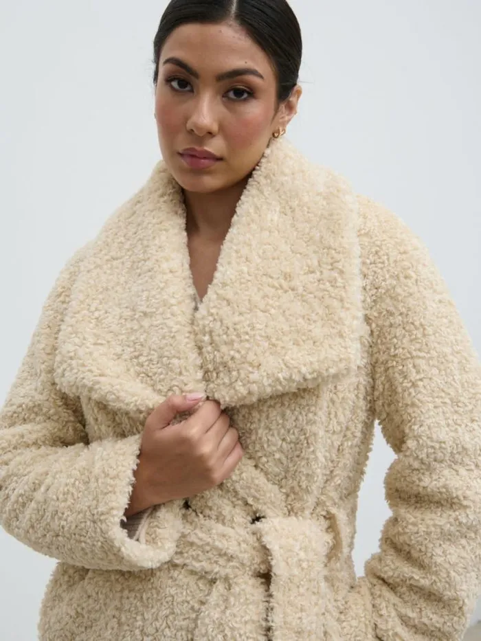 Pretty Lavish Outerwear Mahli Shaggy Texture Robe Coat Cream 8211 Women