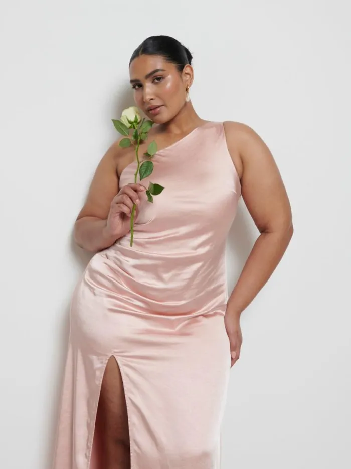 Pretty Lavish Satin Bridesmaid Dresses Amelia Ruched Maxi Bridesmaid Dress Curve Blush 8211 Women