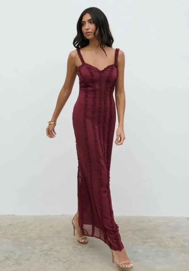 Pretty Lavish Wedding Guest Ola Sweetheart Frill Maxi Dress Wine 8211 Women