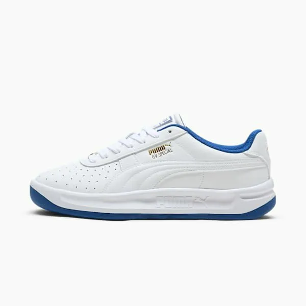 Puma Lifestyle GV Special Sneakers Puma Whiteclyde Royalpuma Gold 8211 Women