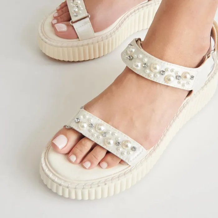 Sandals Women Dolce Vita Debra Pearl Sandals Vanilla Pearls