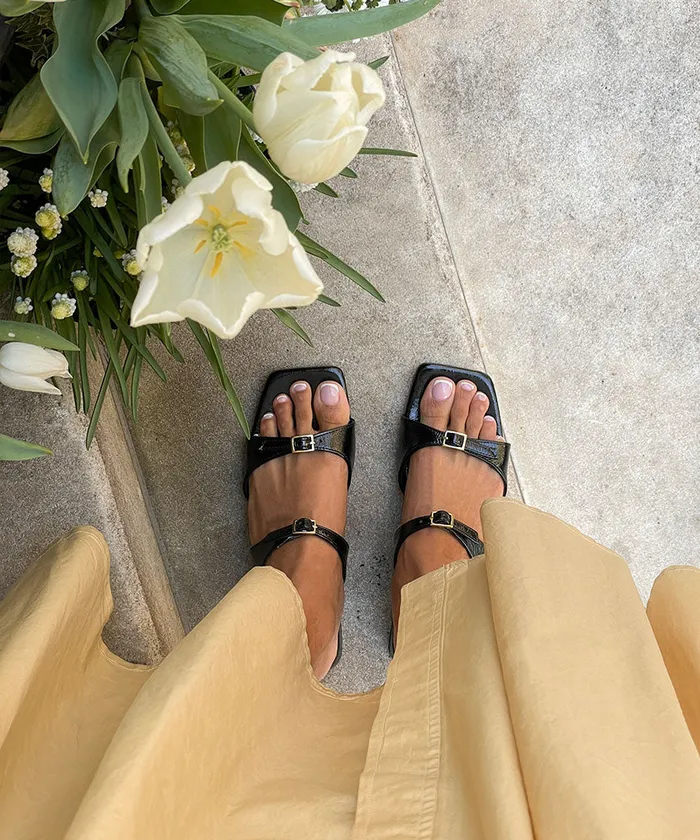 Sandals Women Dolce Vita Lavern Sandals Midnight Crinkle Patent