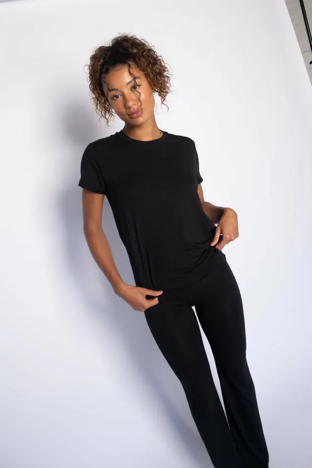 Skatie Basics Bestie Tee Jersey Black 8211 Women