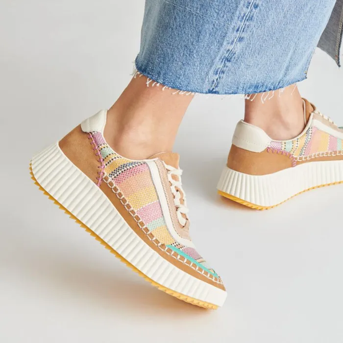 Sneakers Women Dolce Vita Dolen Sneakers Tan Multi Raffia