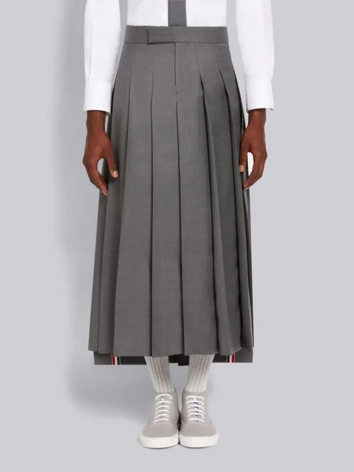 Super 120039s Wool Twill Pleated Backstrap Ankle Length Skirt Medium Grey Men Thom Browne Trousers Super 120039s Wool Twill Pleated Backstrap Ankle Length Skirt Medium Grey Men Thom Browne Trousers