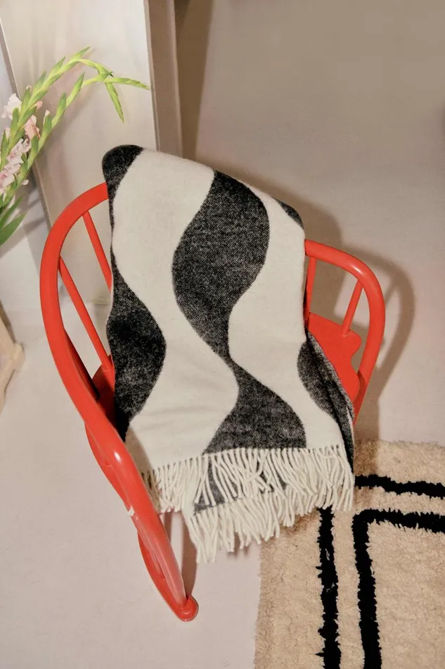 Throw Mono Wave Women RIXO Homeware