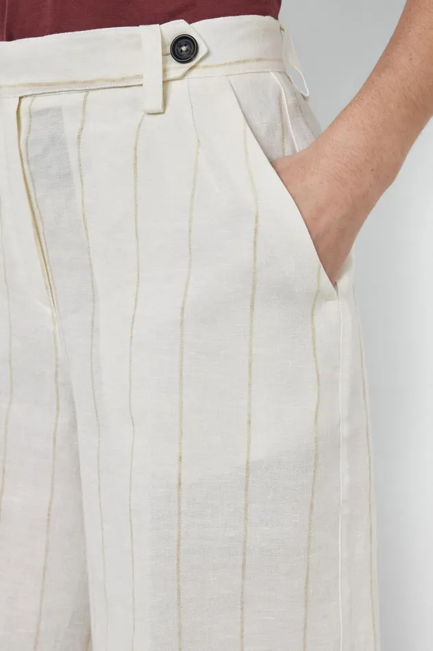 Women AIKA 8211 Linen Bermuda Shorts 8211 Sesame Massimo Alba Trousers and Shorts Women AIKA 8211 Linen Bermuda Shorts 8211 Sesame Massimo Alba Trousers and Shorts