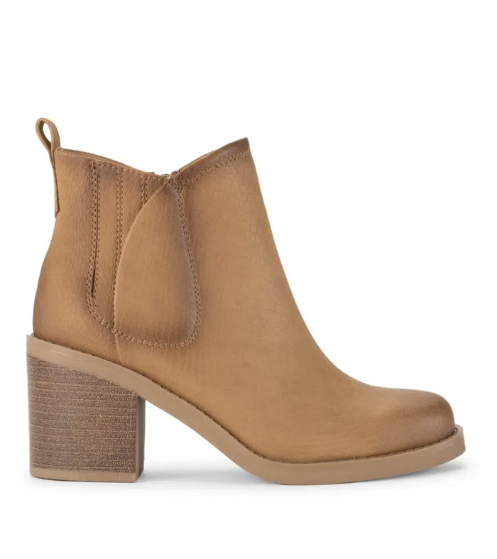 Women Baretraps Booties Maria Block Heel Bootie Sandstone Women Baretraps Booties Maria Block Heel Bootie Sandstone