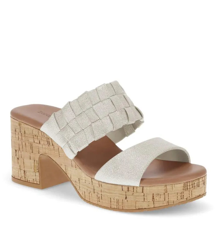 Women Baretraps Slides and Slip On Sandals Mavis Block Heel Slide Sandal Champagne