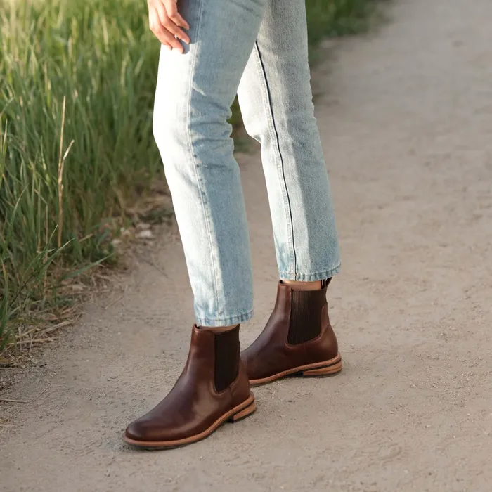 Women Carmen Chelsea Boot Brandy Nisolo Boots