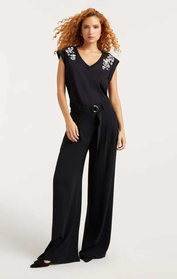 Women Cinq Sept Tops VNeck Bella Tee Sequin Flower Black Multi