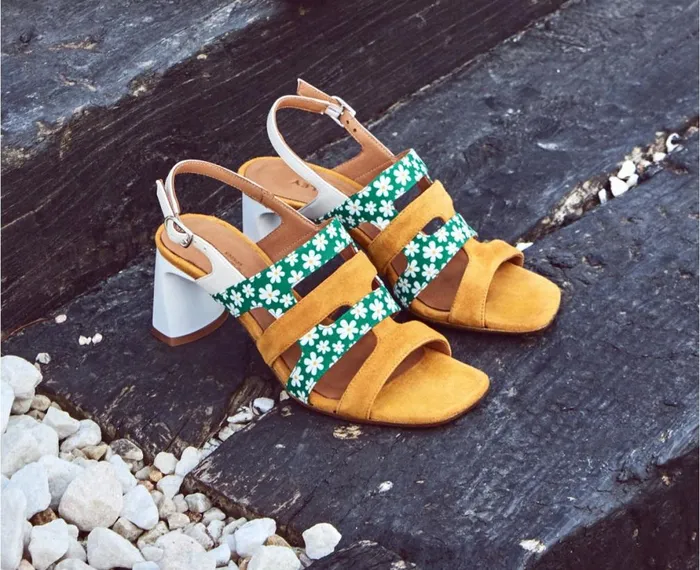 Women Medium Heel Audley Shoes Medium Heel Leather Sandal Flora Mustard