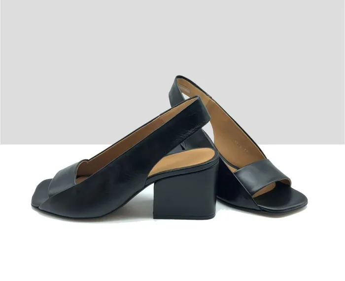 Women Medium Heel Audley Shoes Medium Heel Leather Sandal Johan Black