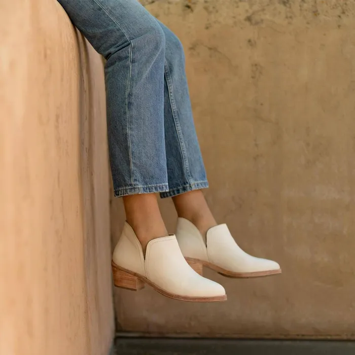 Women Mia Everyday Ankle Bootie Bone Nisolo Heels